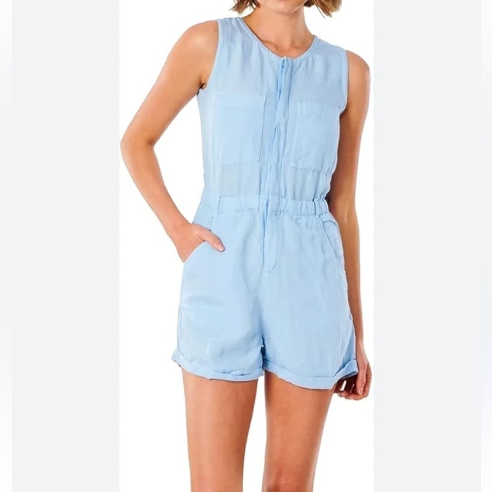 [L]Rip Curl Panoma Linen Blend Romper Light Blue Sleeveless Button rolled Hem